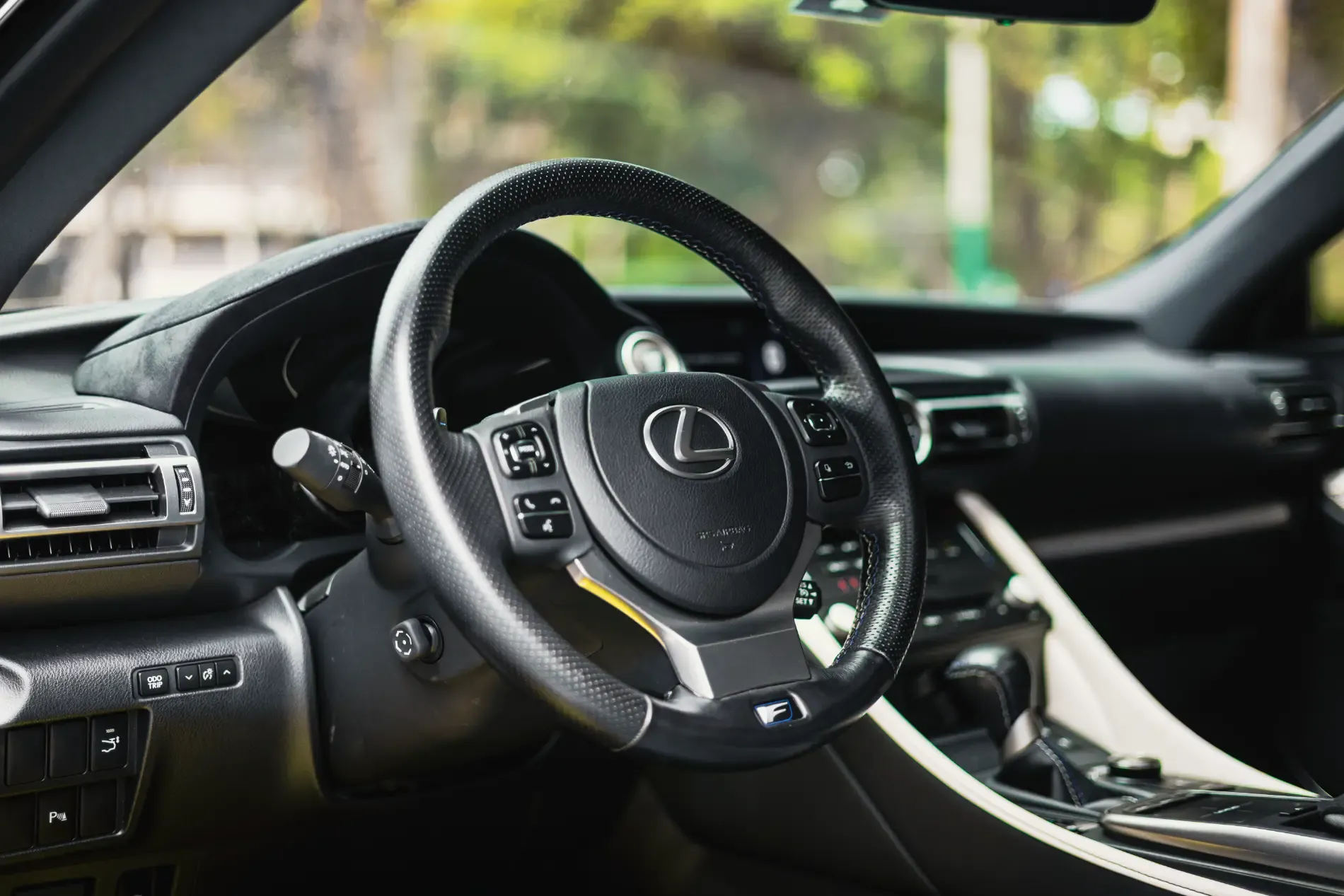 LEXUS RC F