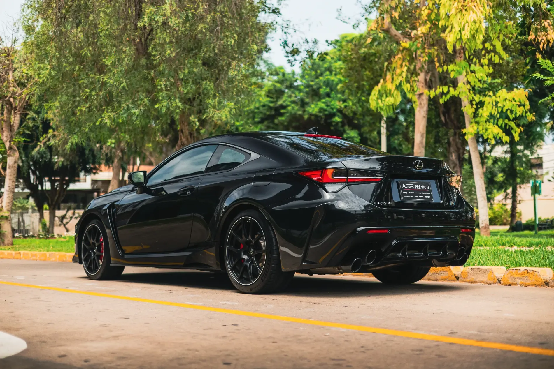 LEXUS RC F