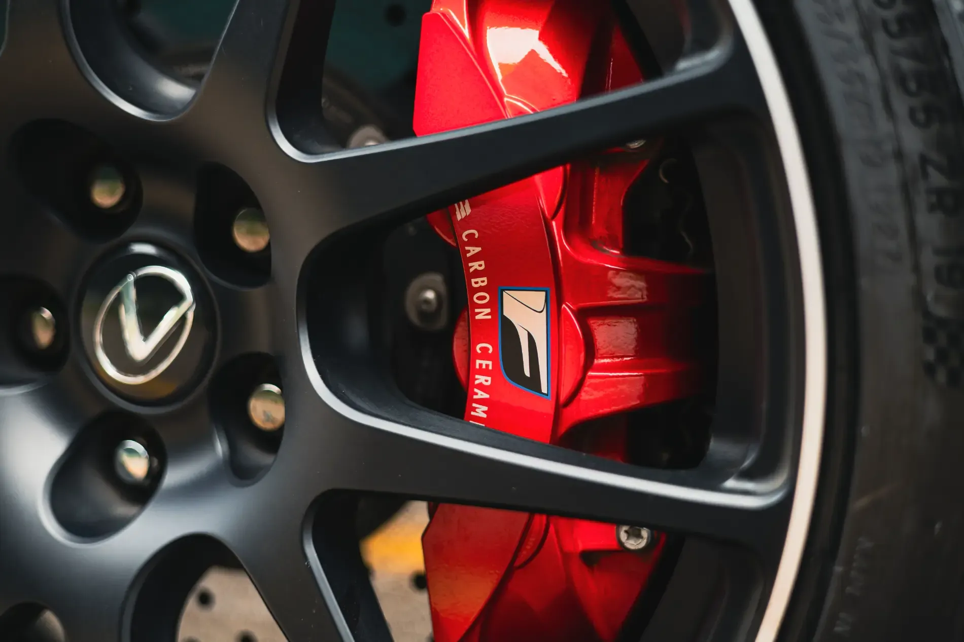LEXUS RC F