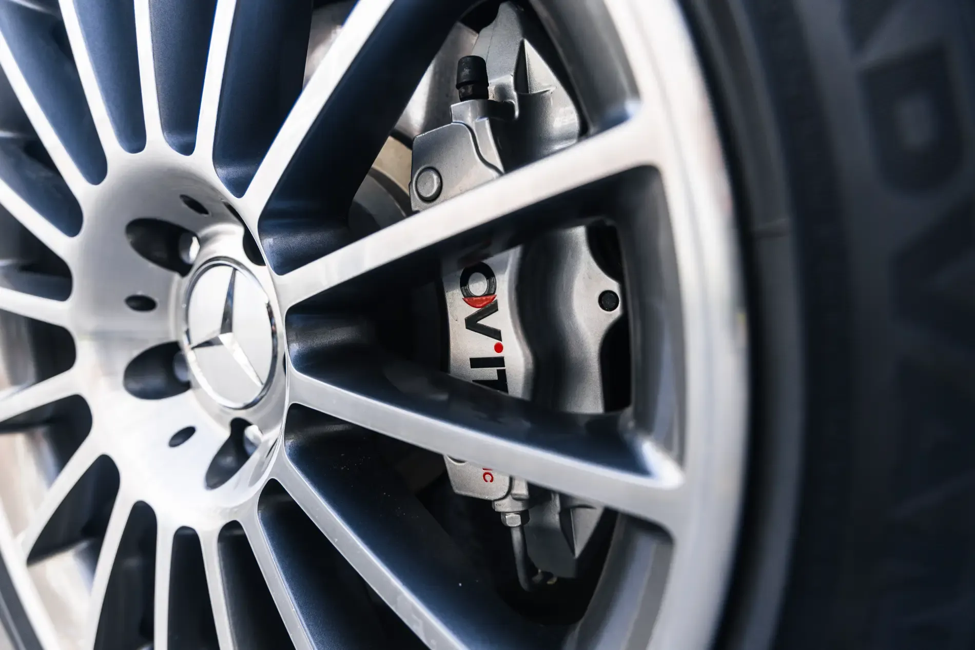 MERCEDES-BENZ SLK 55 AMG
