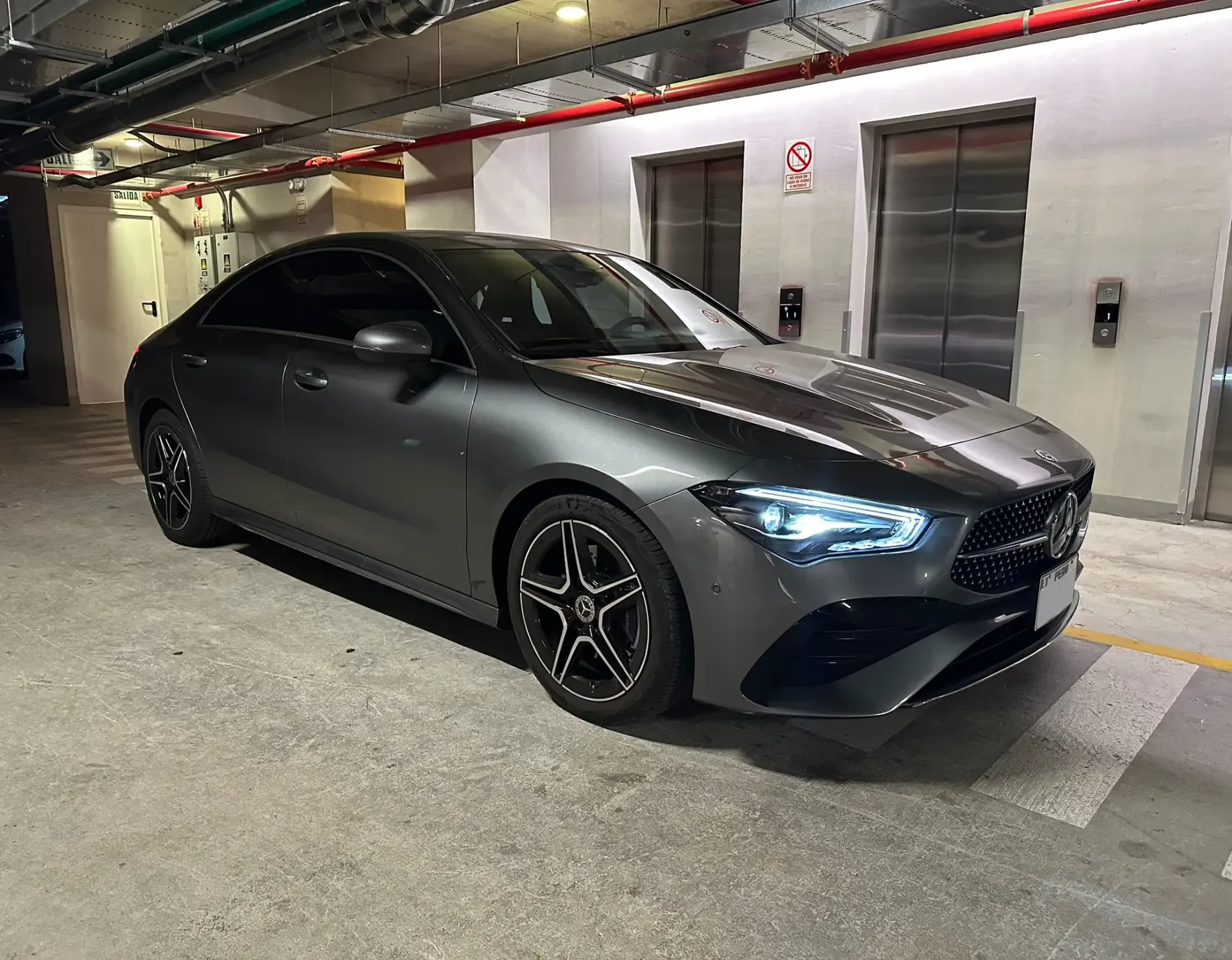 MERCEDES-BENZ CLA
