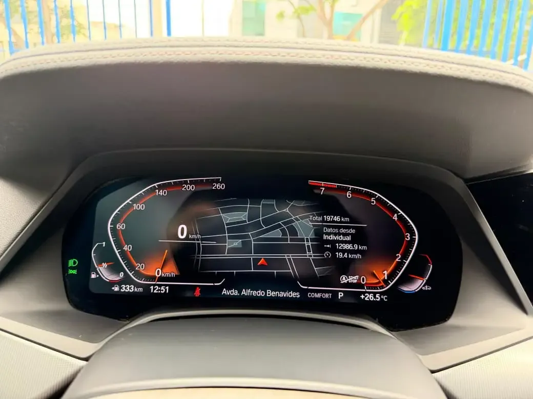 BMW X6 40i
