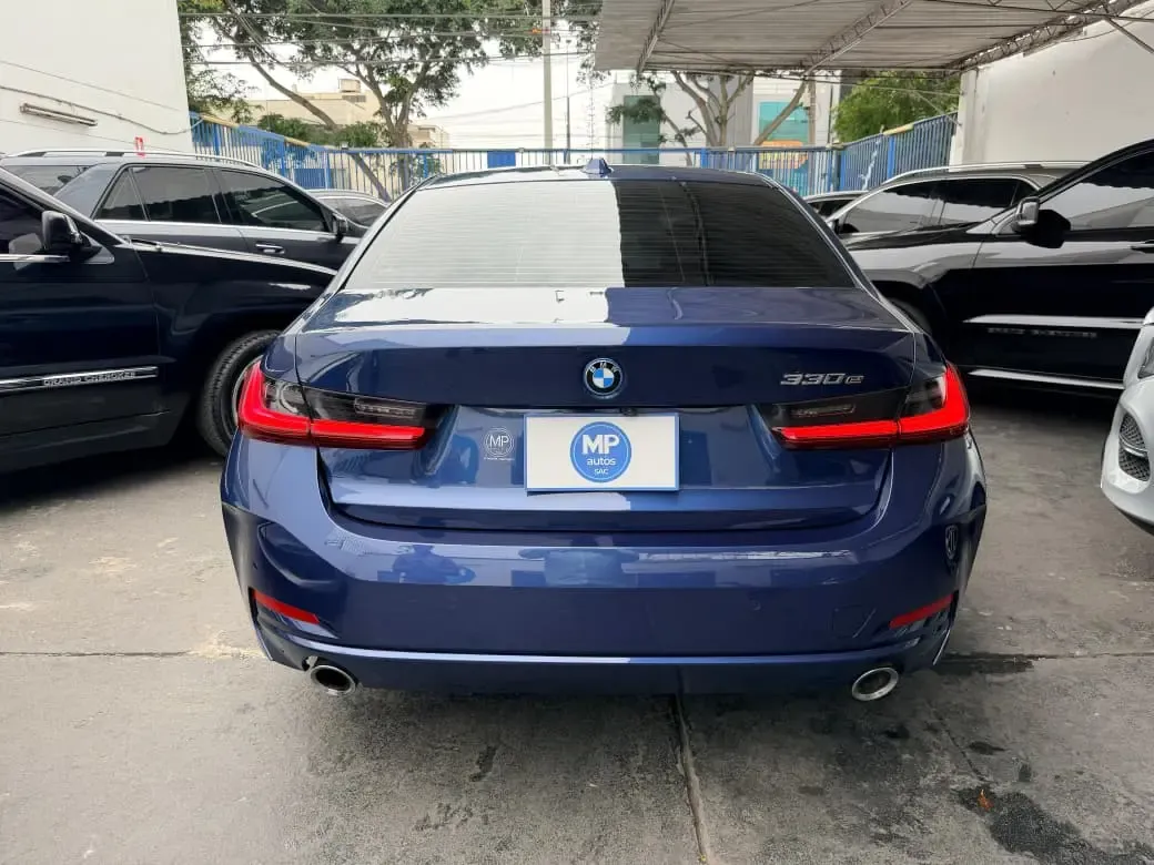 BMW Serie 3 330e