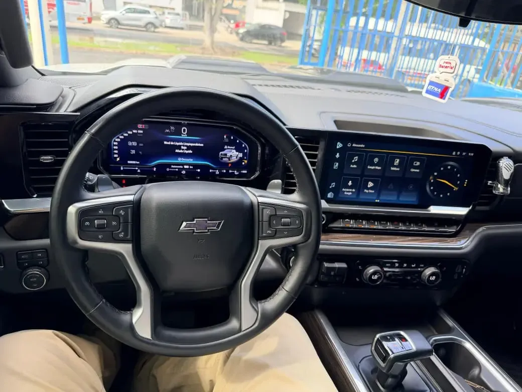 CHEVROLET Silverado