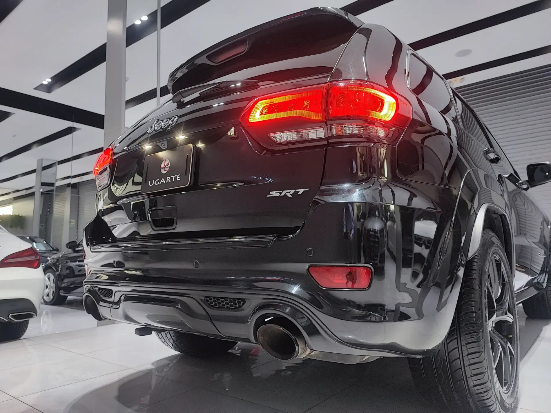 JEEP Grand Cherokee SRT