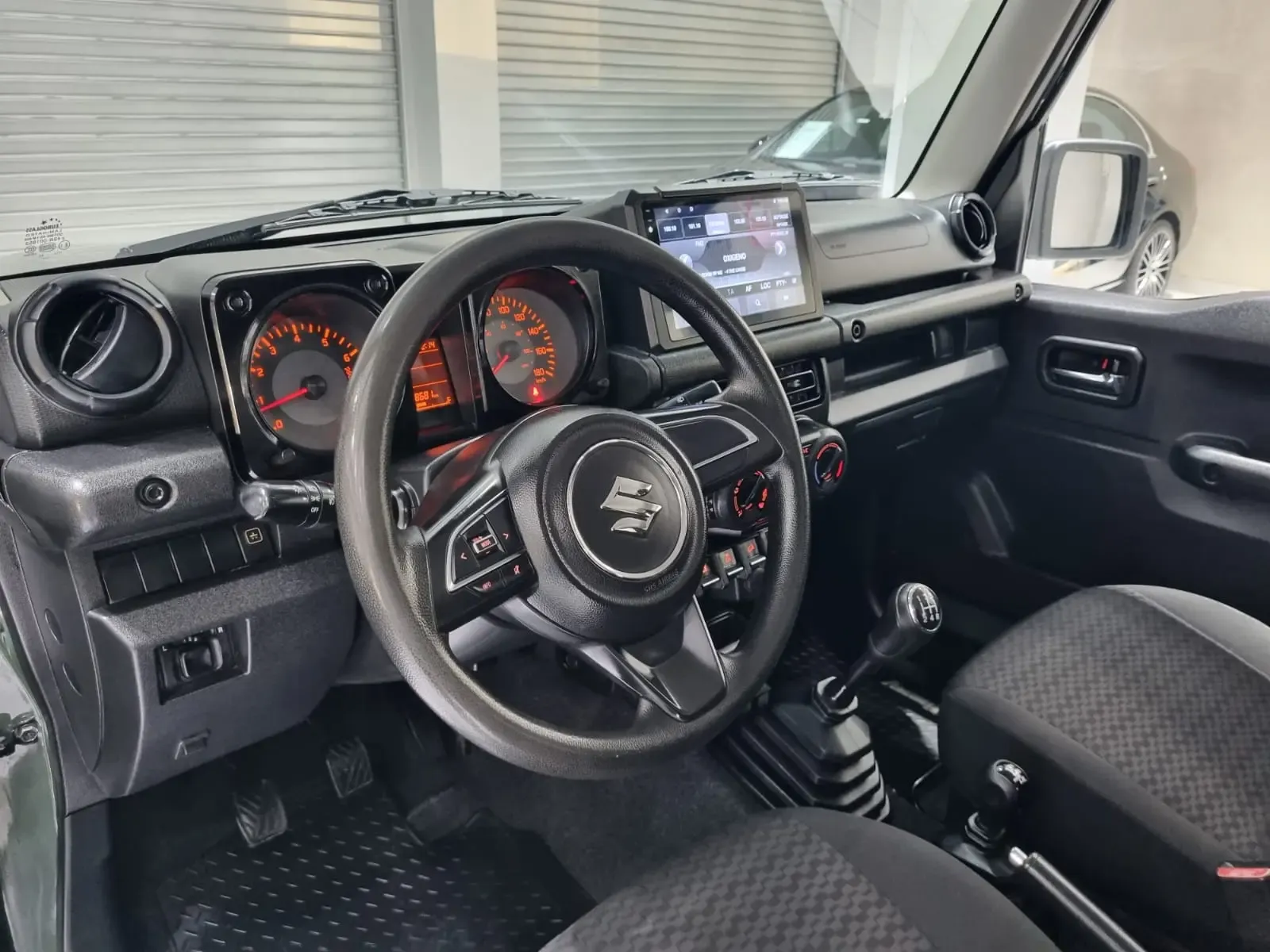 SUZUKI Jimny MT