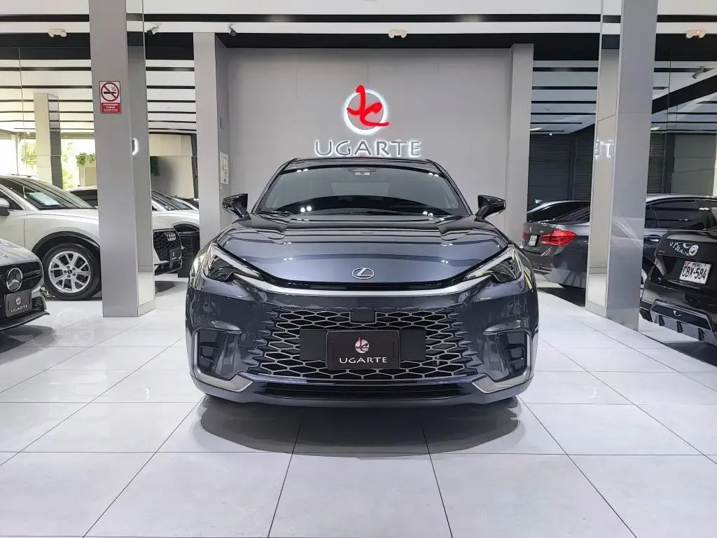 LEXUS LBX