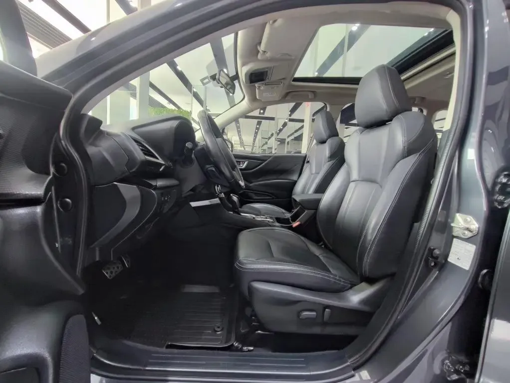 SUBARU Forester SI Drive CVT