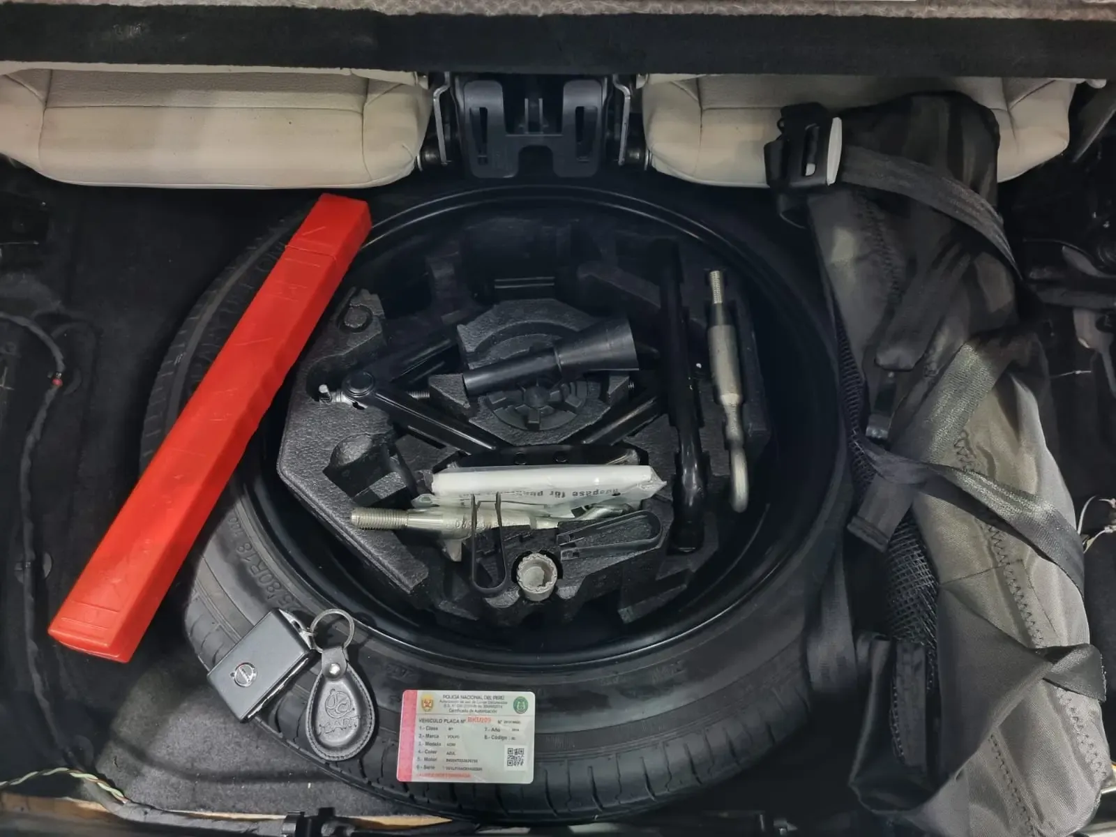 VOLVO XC90 T5 Momentum