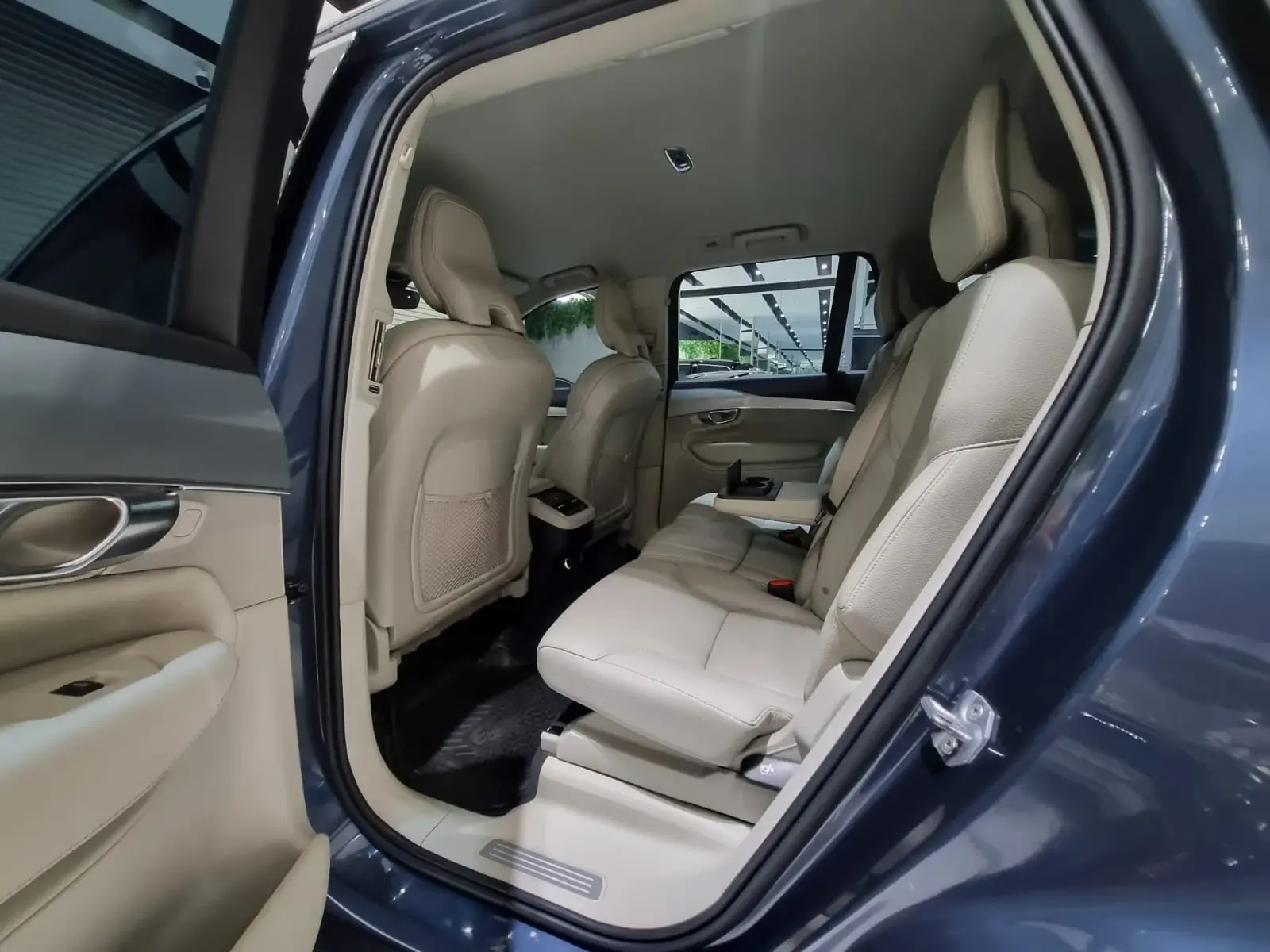 VOLVO XC90 T5 Momentum