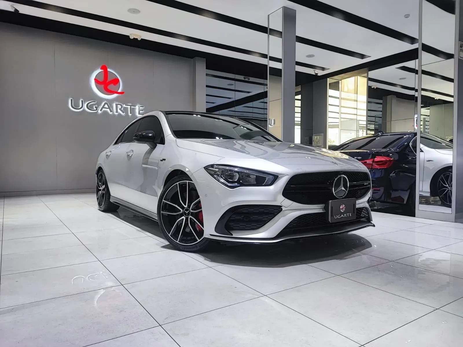 MERCEDES BENZ CLA AMG 4Matic