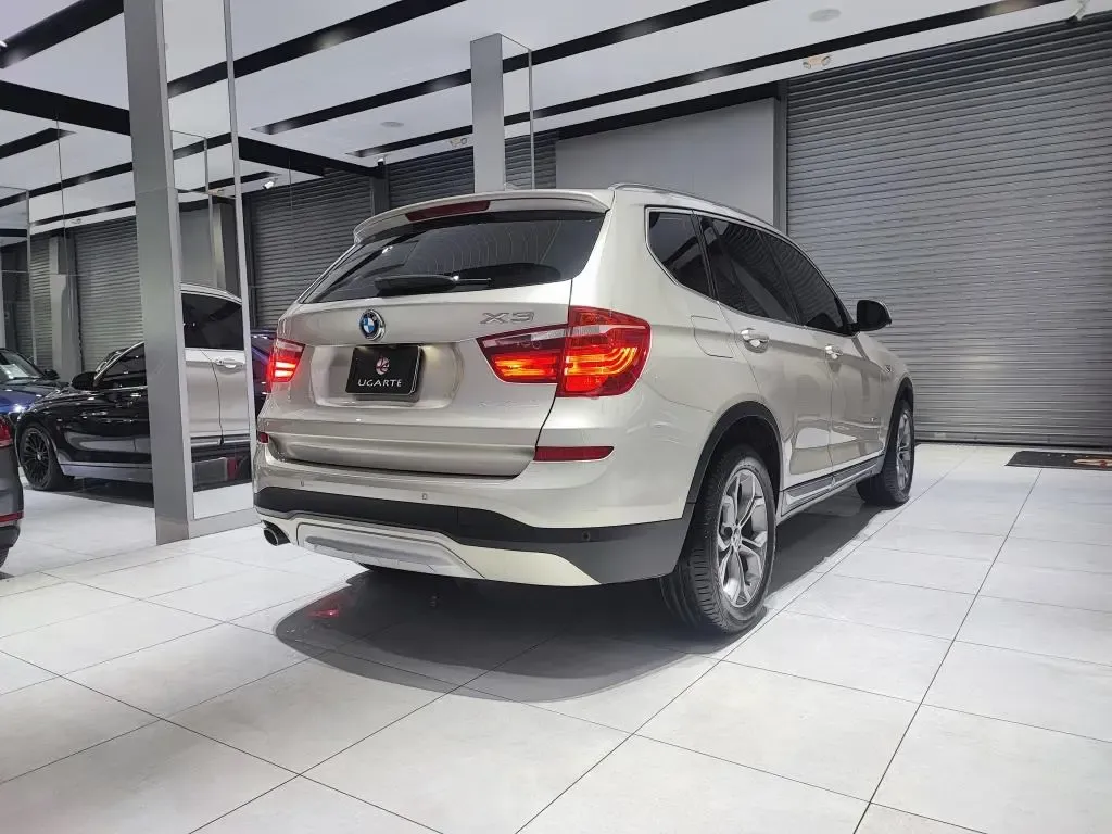 BMW X3 SDrive 20i X-Line
