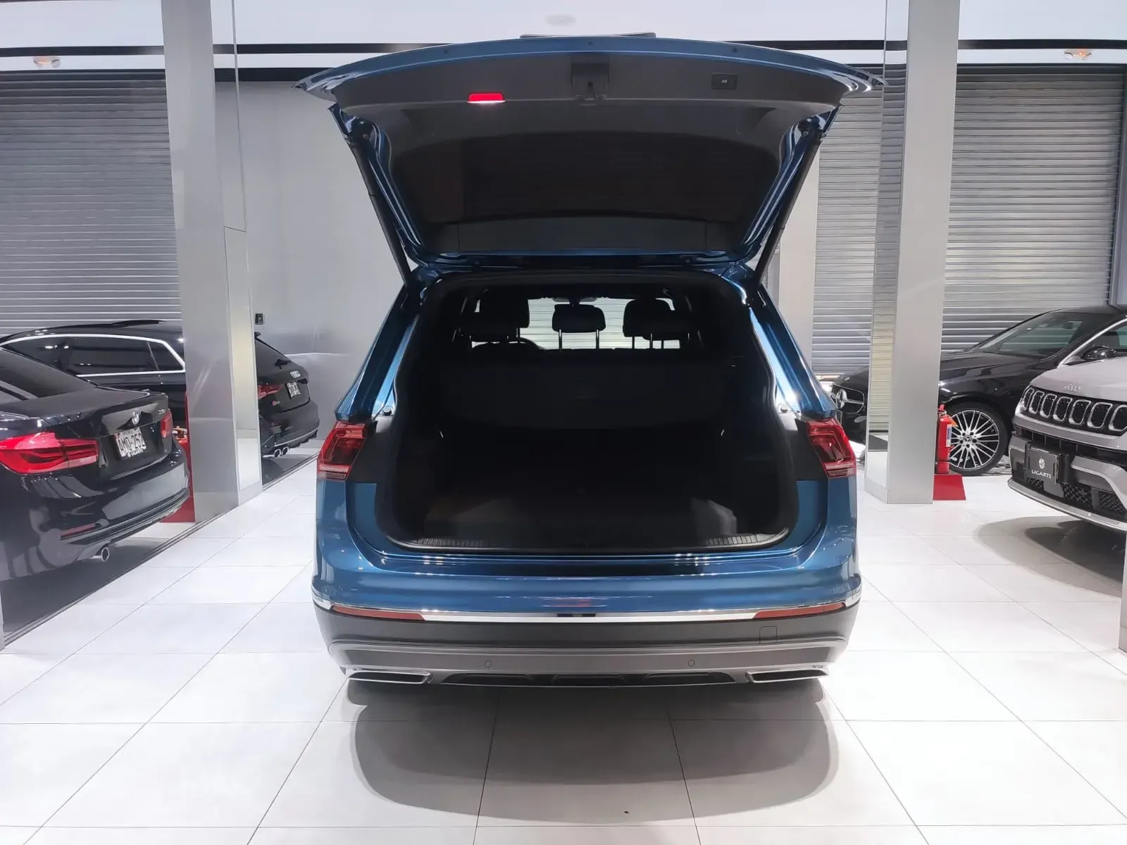 VOLKSWAGEN Tiguan Allspace