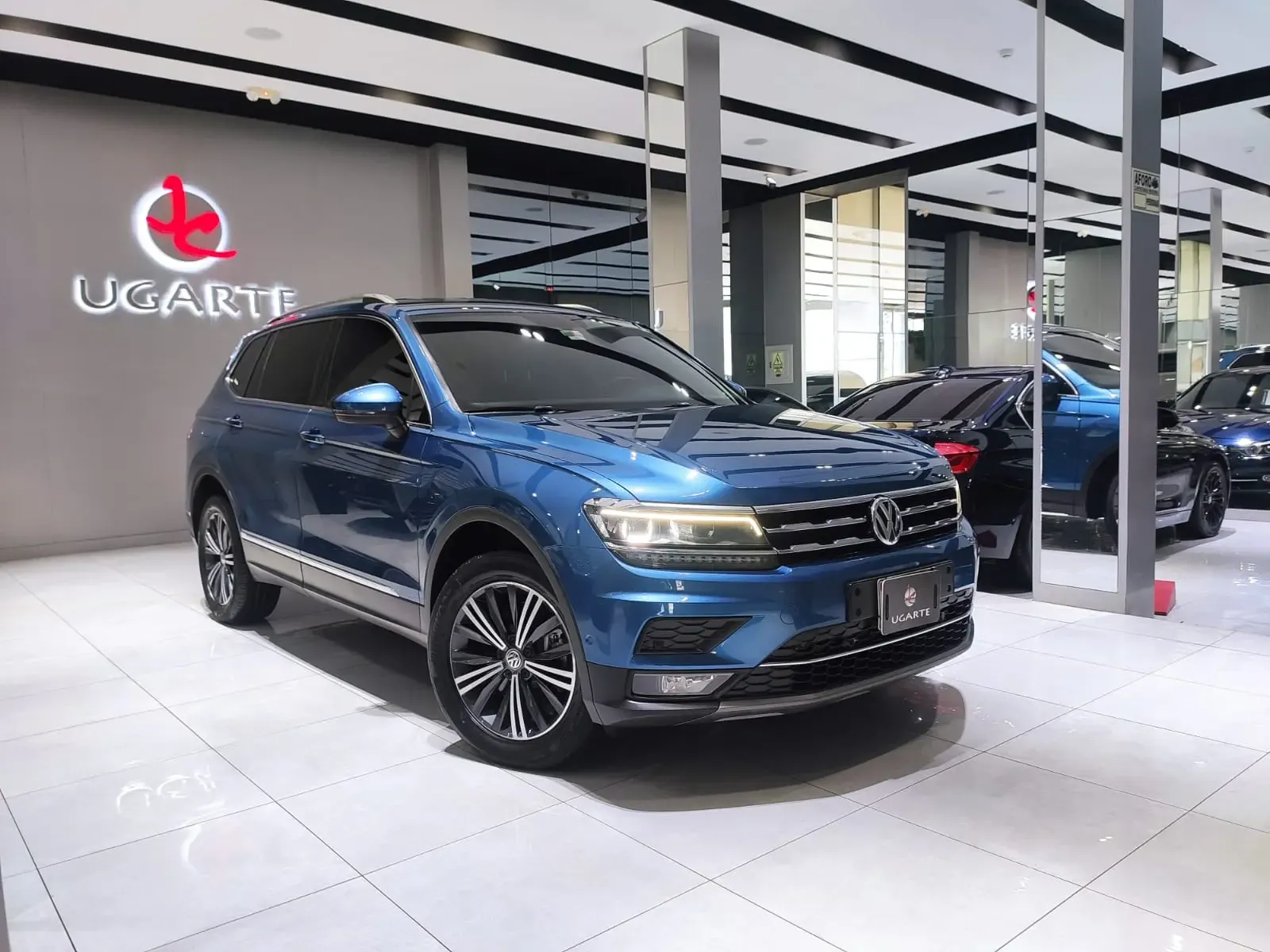 VOLKSWAGEN Tiguan Allspace