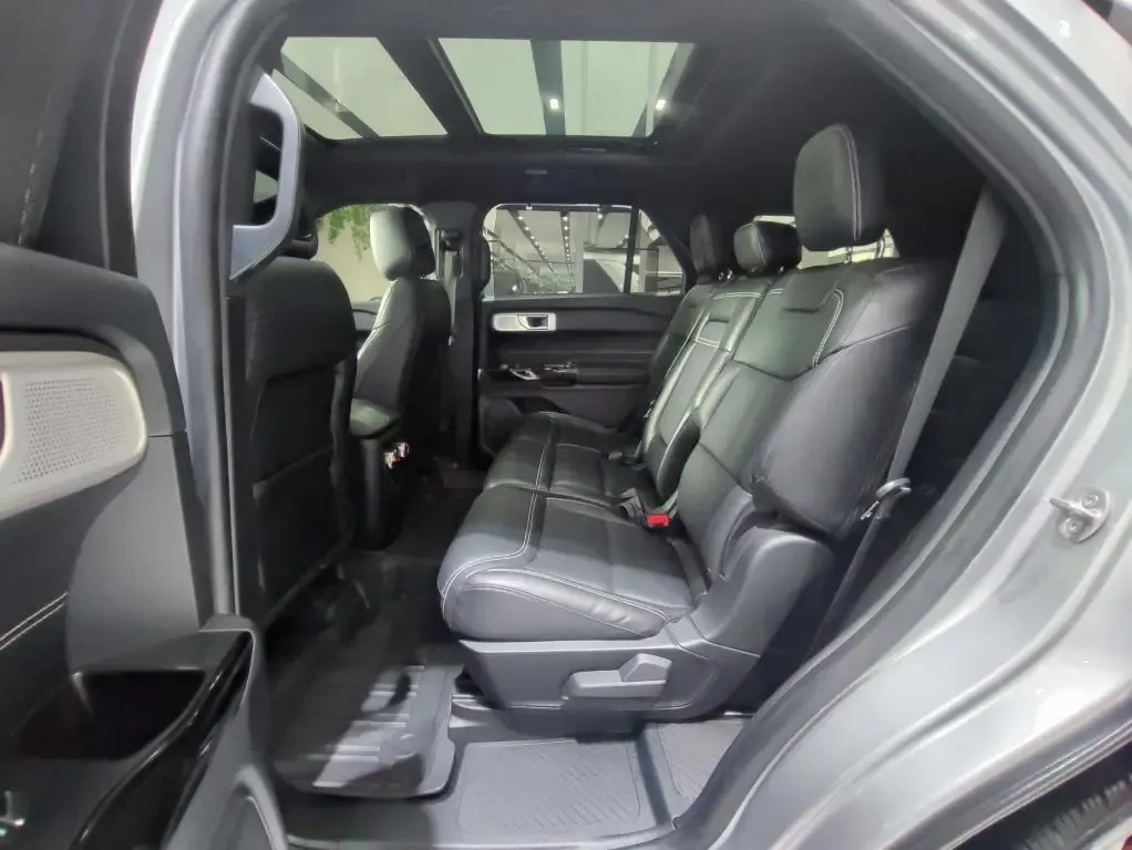 FORD Explorer ST