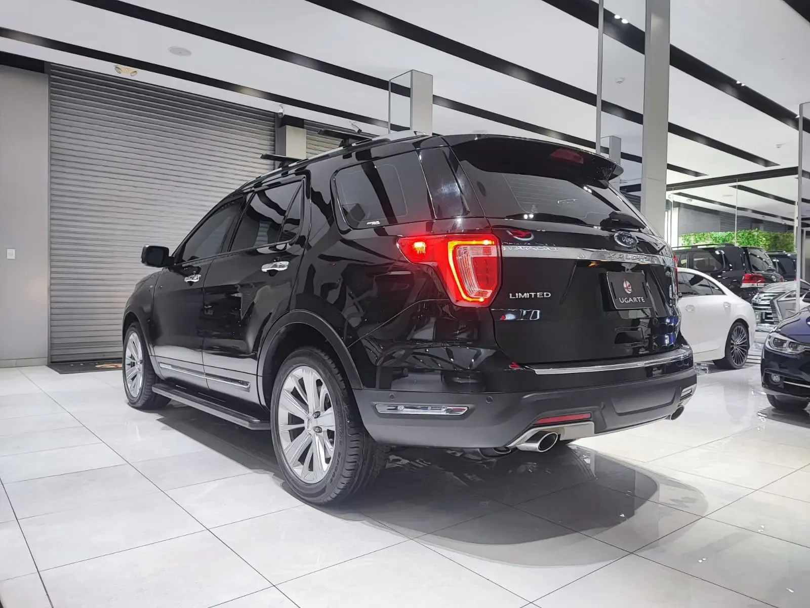 FORD Explorer Limited