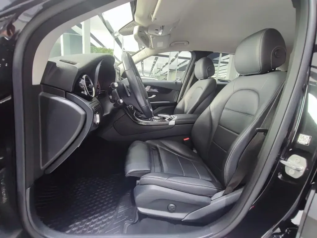 MERCEDES BENZ GLC 250 4Matic