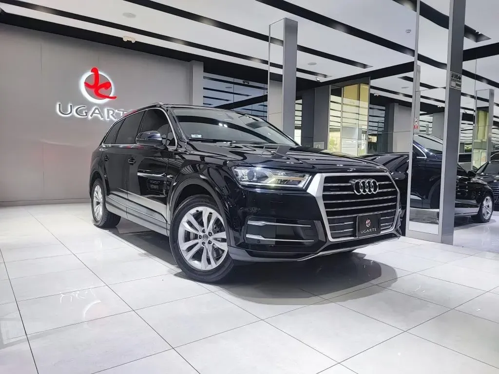 AUDI Q7 2.0T Attraction TFSI Quattro