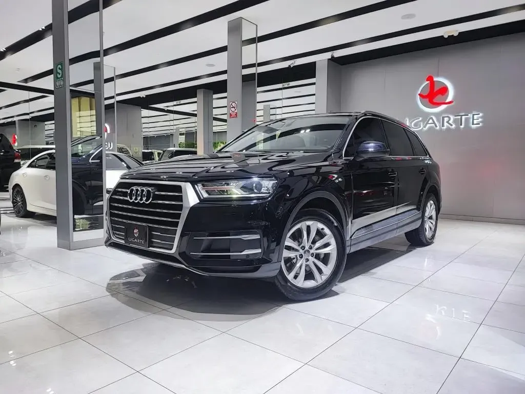 AUDI Q7 2.0T Attraction TFSI Quattro