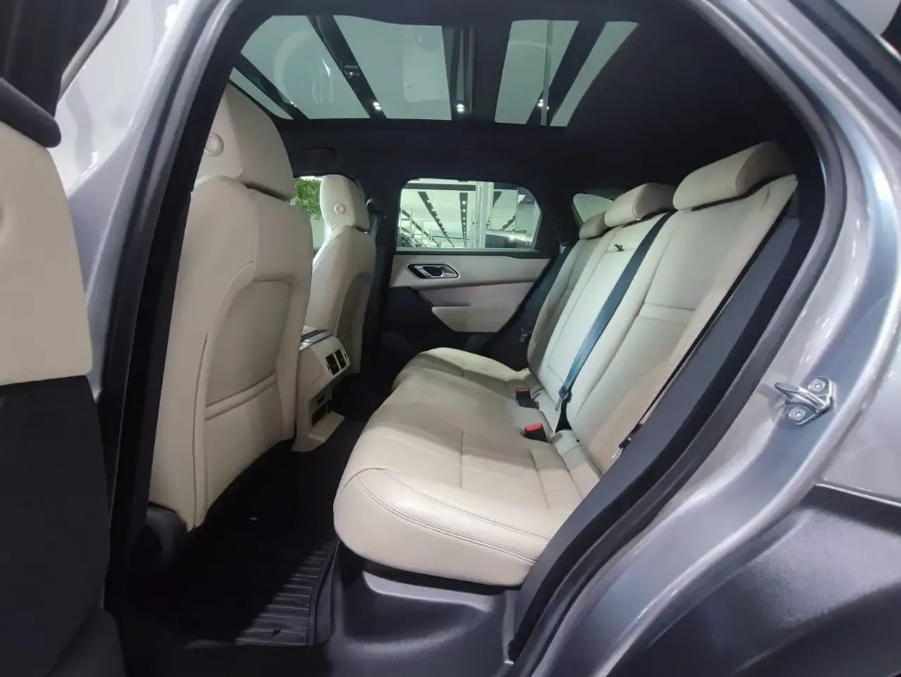 LAND ROVER Range Rover Velar R-Dynamic S MY23