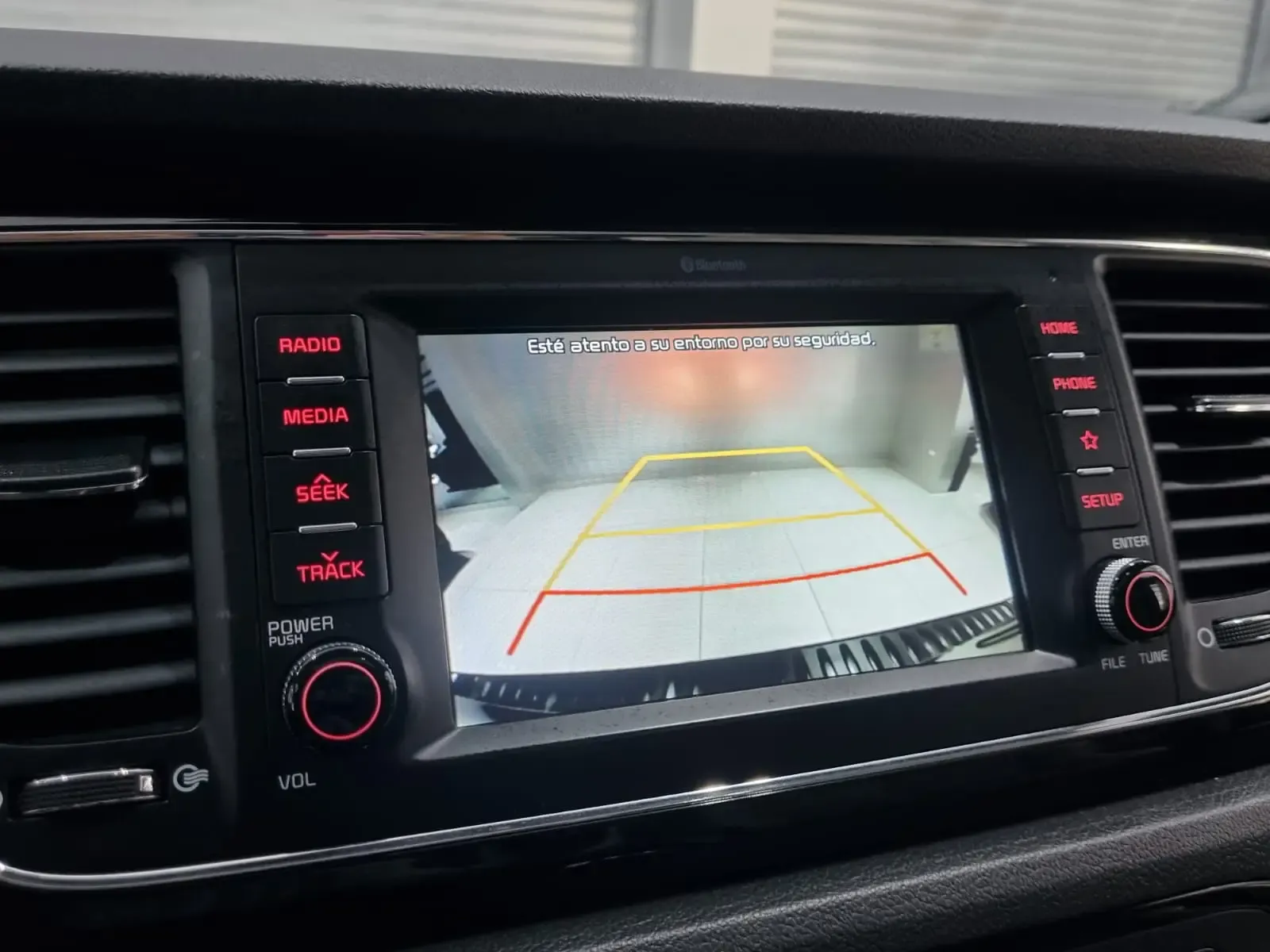 KIA Carnival 3.3 AT EX-Full Deluxe