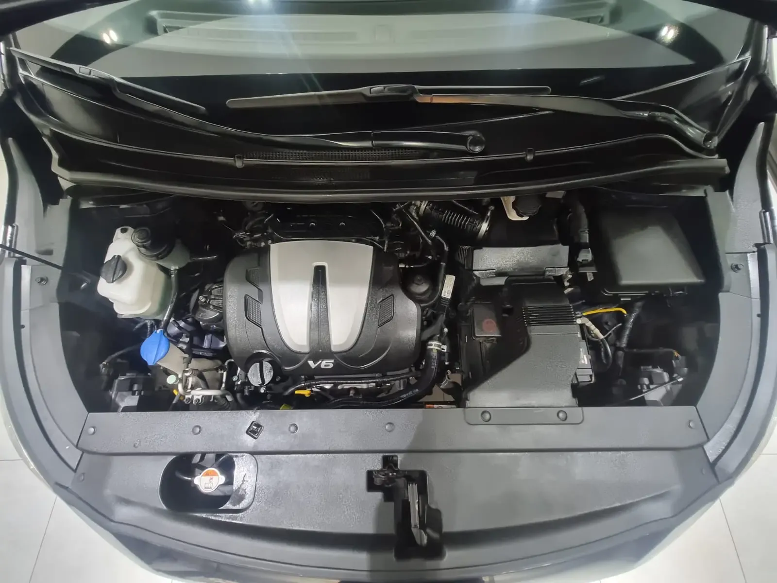 KIA Carnival 3.3 AT EX-Full Deluxe