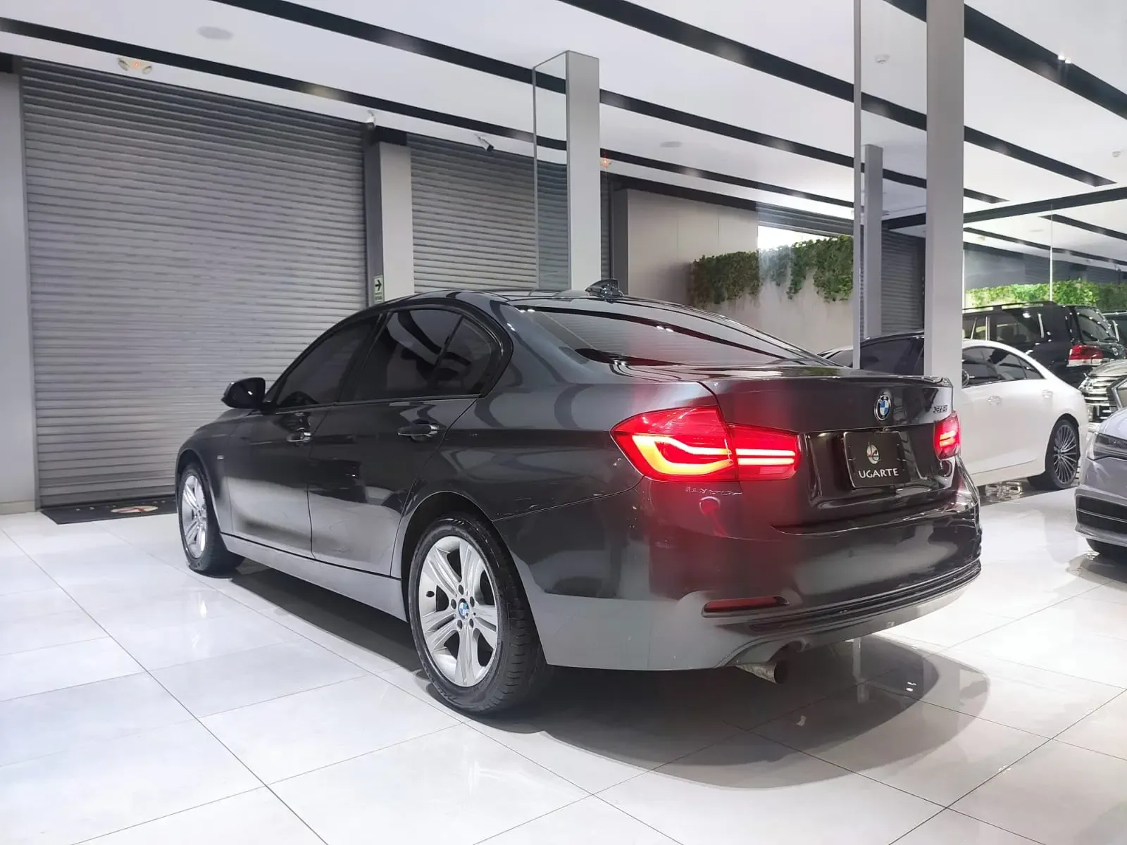 BMW Serie 3 318i Sport