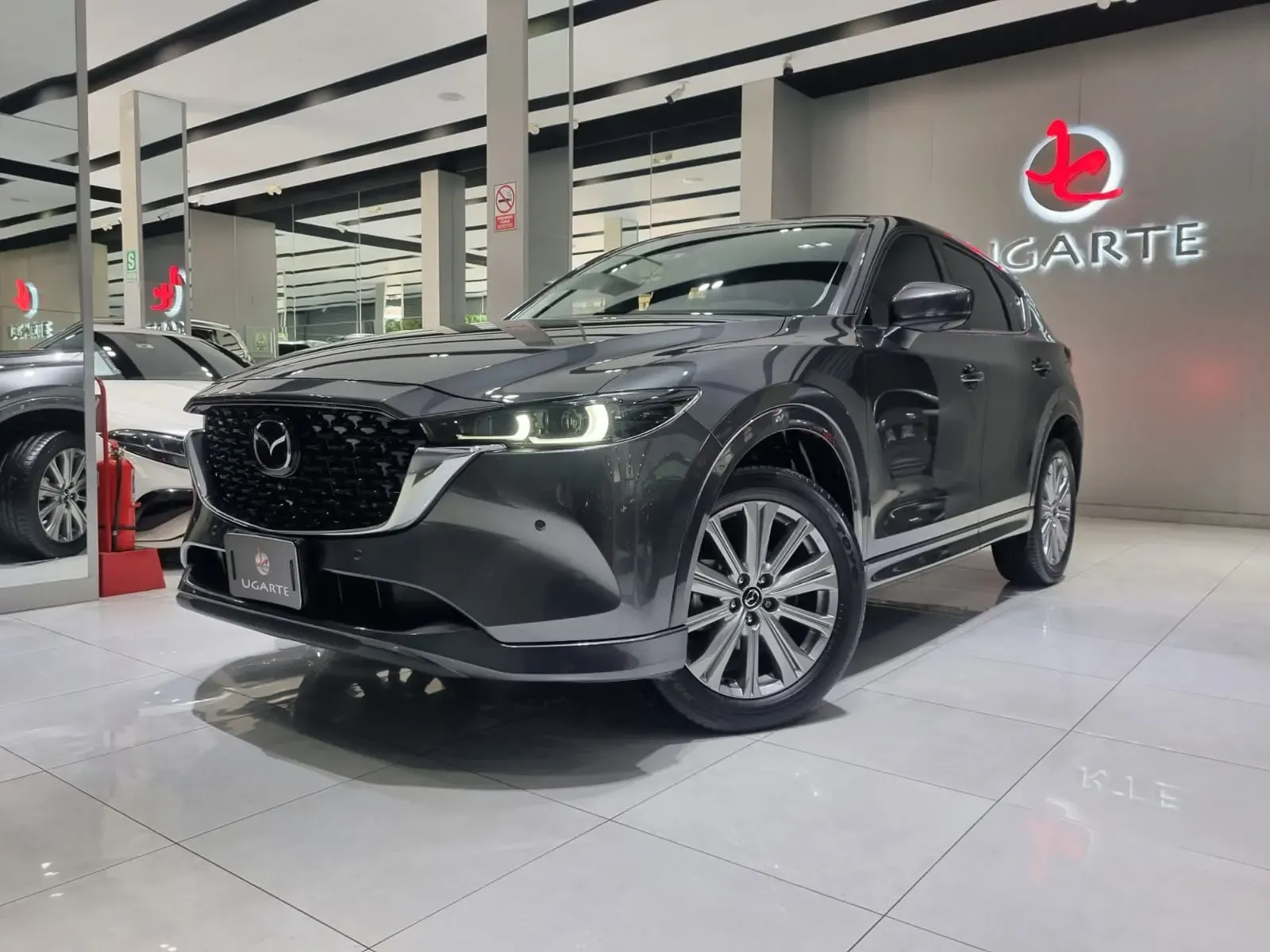 MAZDA CX-5 High 2.0 AT