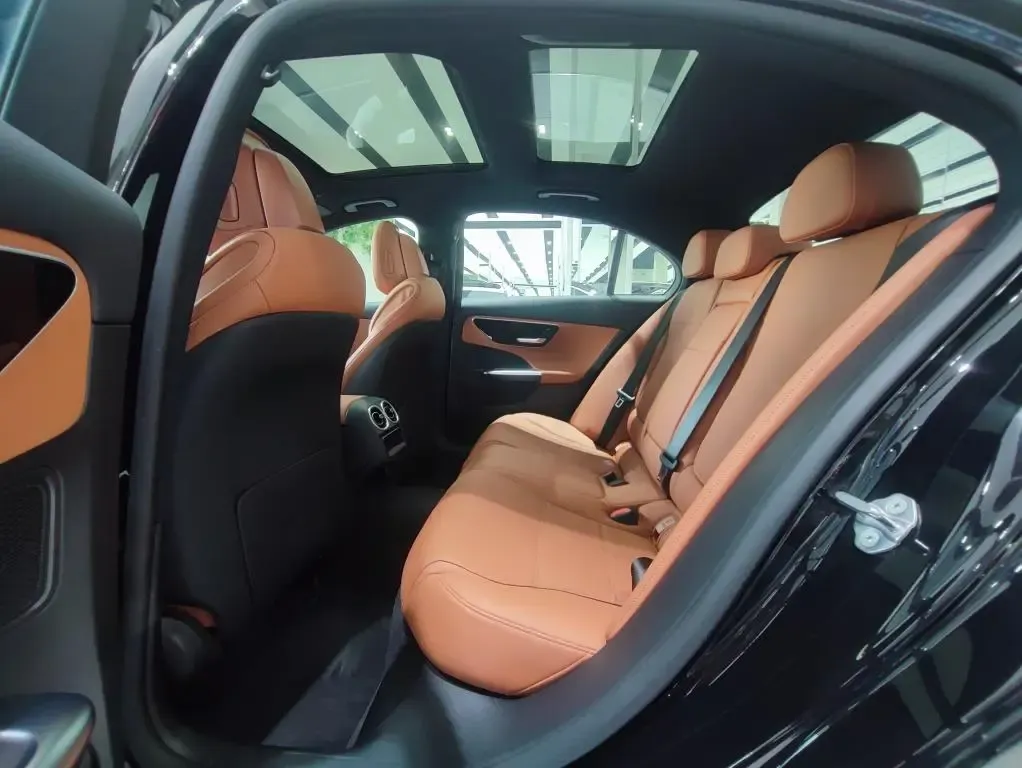 MERCEDES BENZ Clase C200