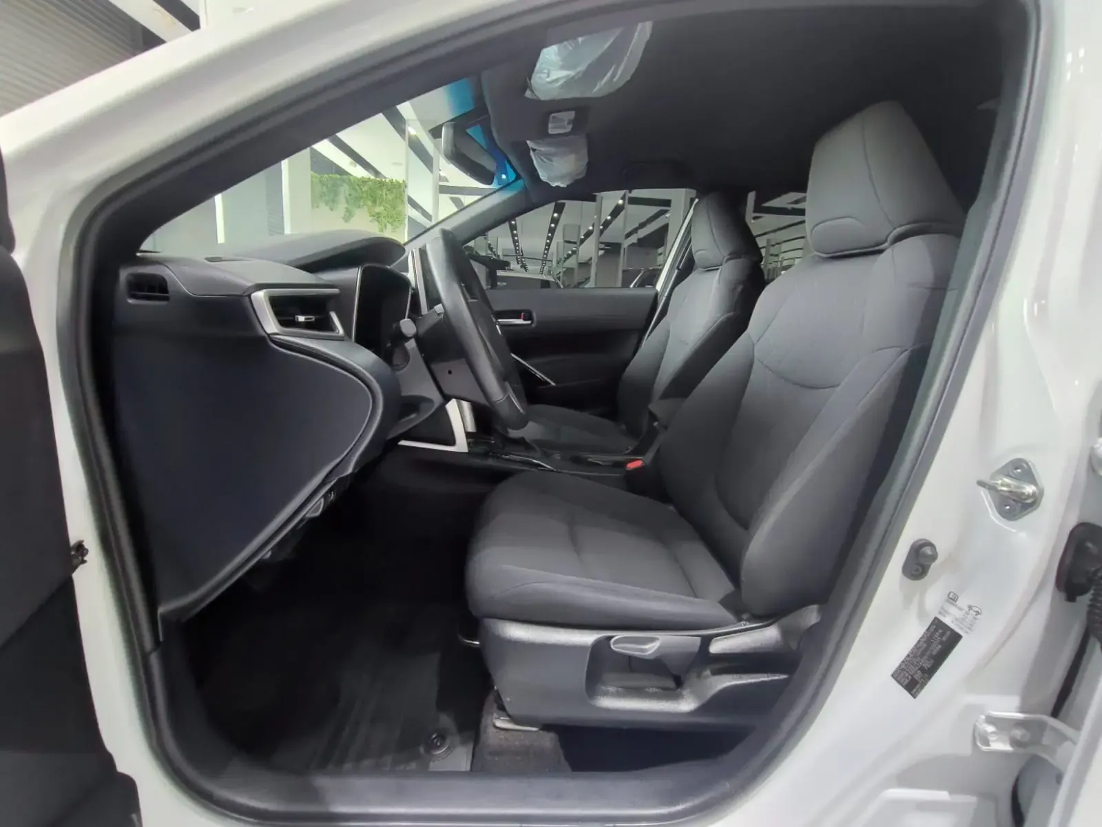 TOYOTA Corolla Cross Hibrido