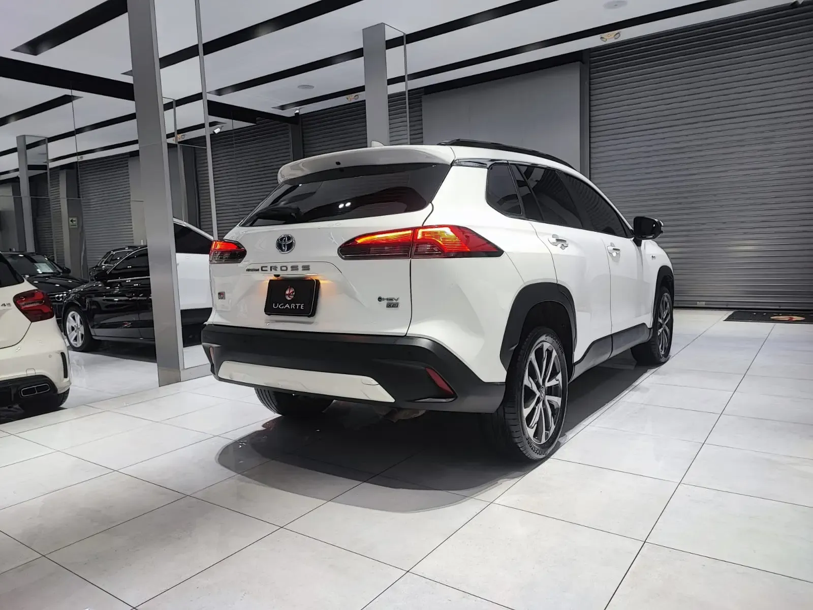 TOYOTA Corolla Cross Hibrido