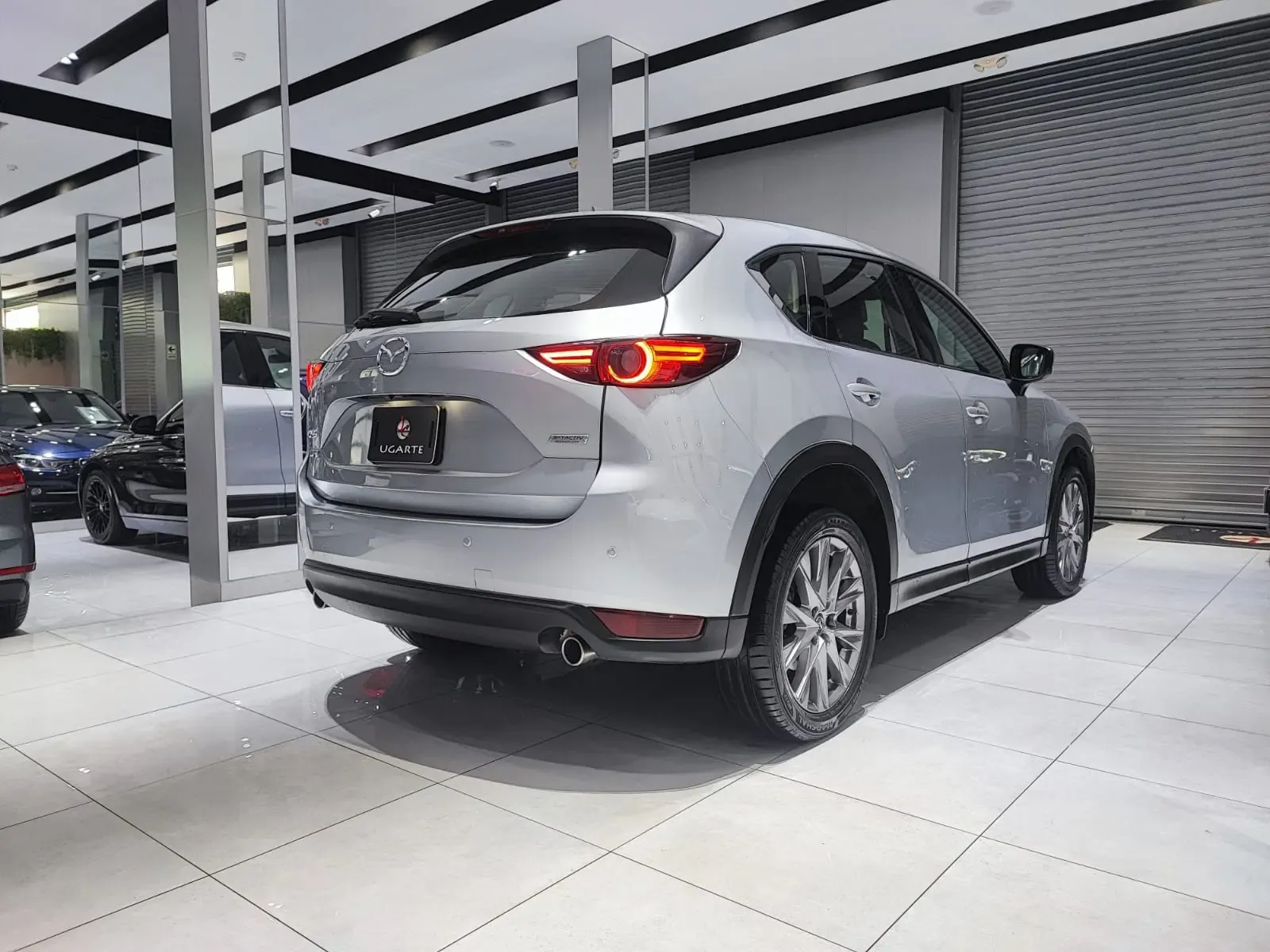 MAZDA CX-5 High 2.0 AT