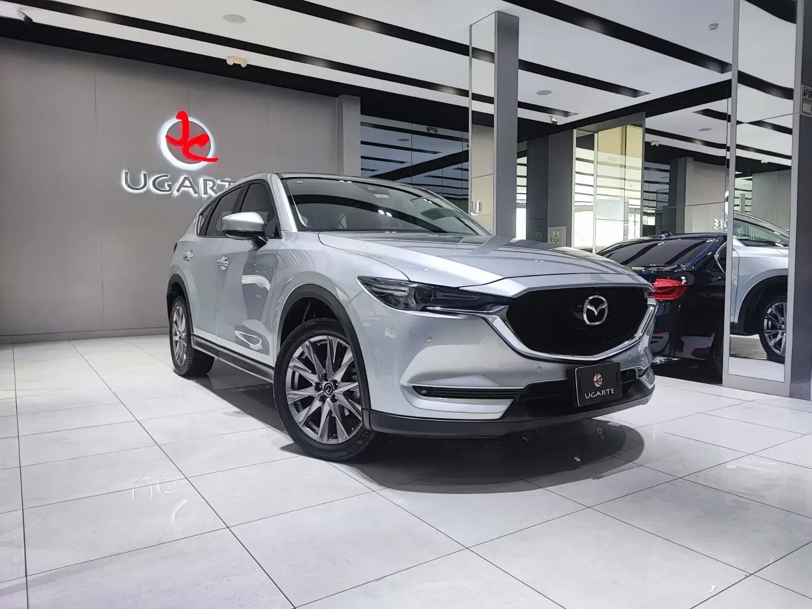 MAZDA CX-5 High 2.0 AT