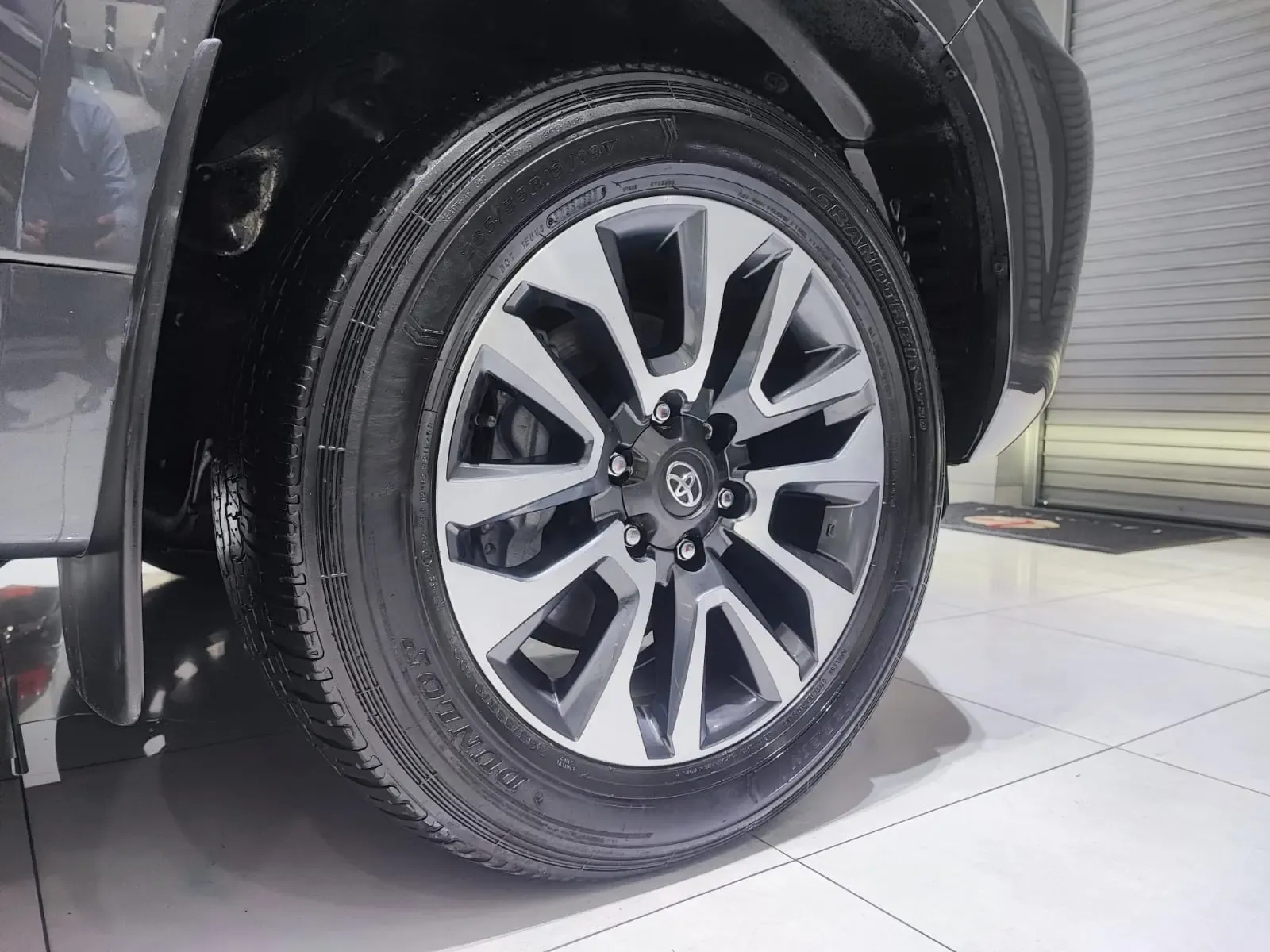 TOYOTA Land Cruiser Prado 4.0 TX-L AT