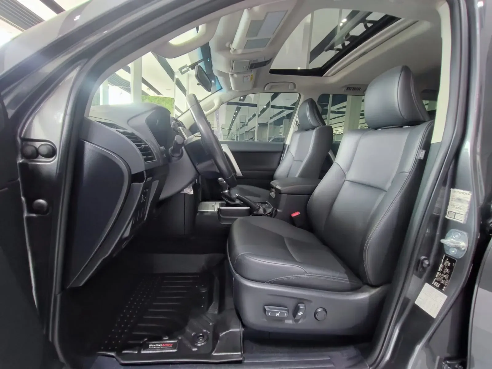 TOYOTA Land Cruiser Prado 4.0 TX-L AT
