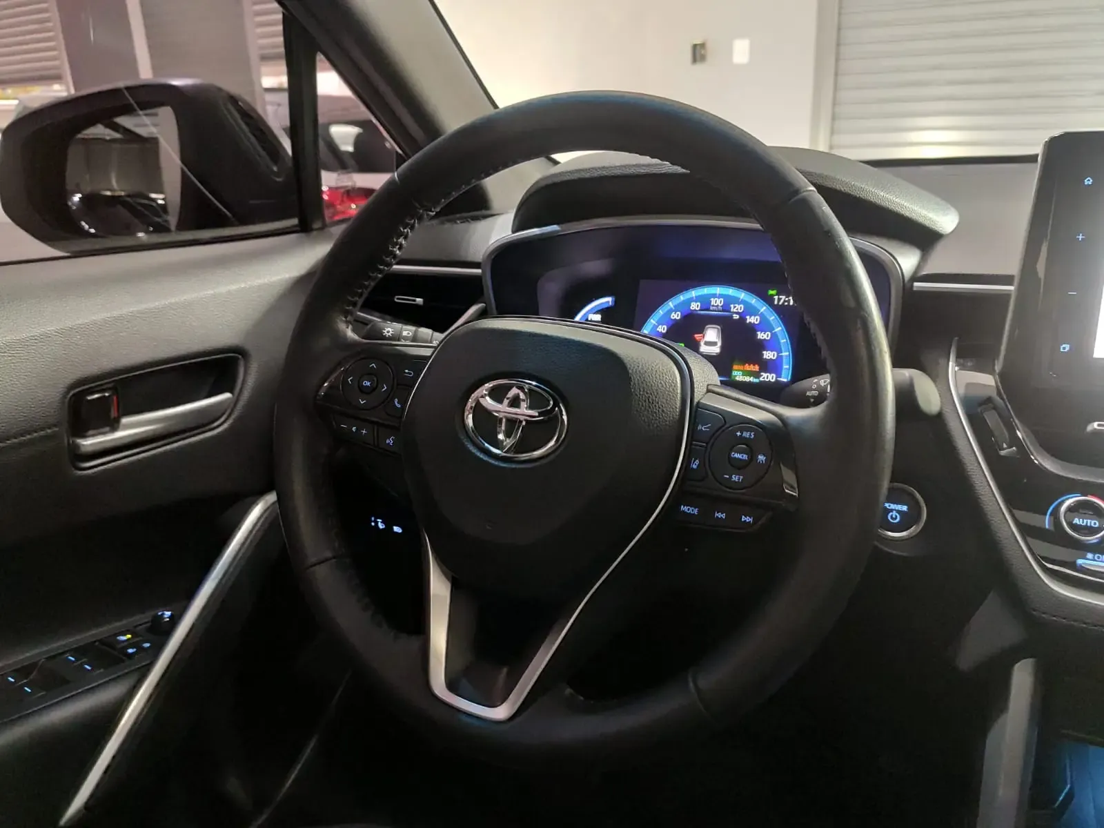 TOYOTA Corolla Cross Hibrido