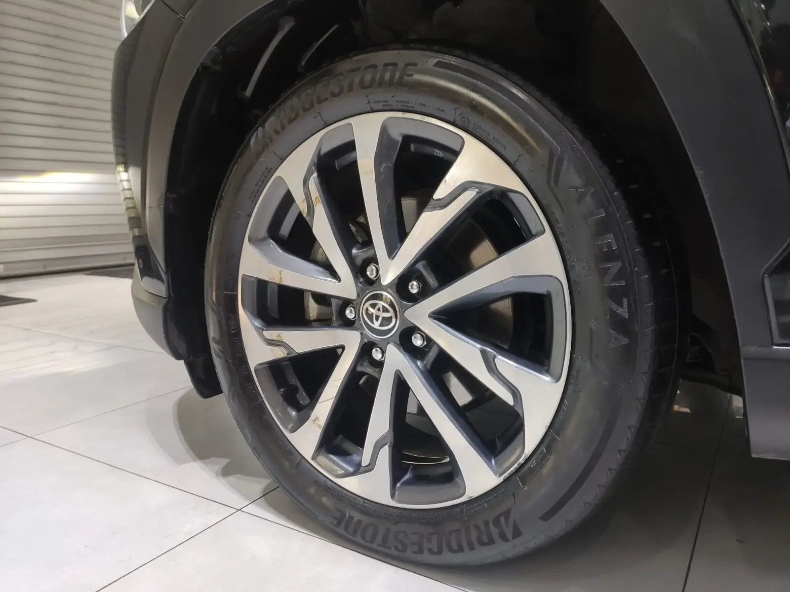 TOYOTA Corolla Cross Hibrido