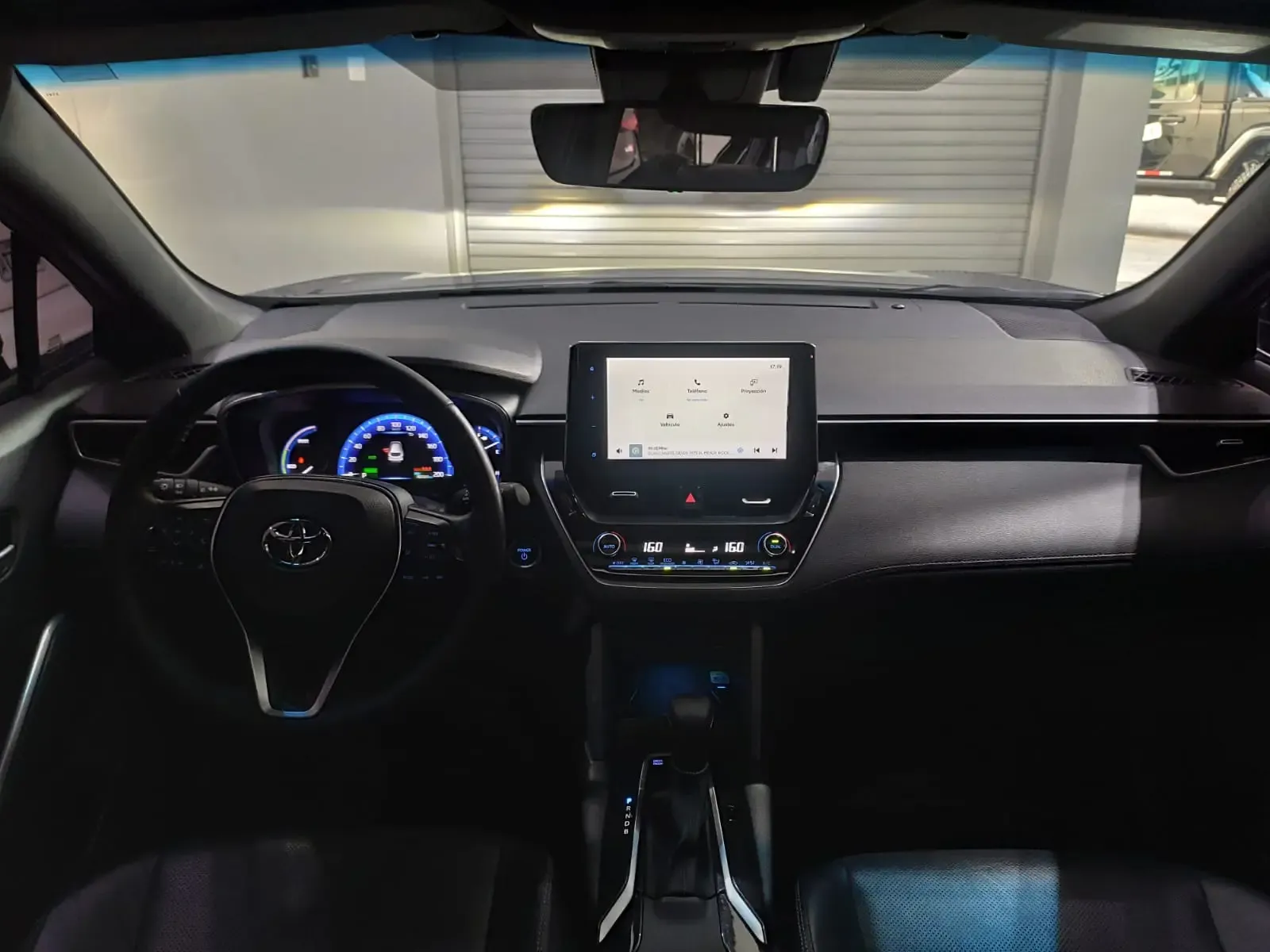 TOYOTA Corolla Cross Hibrido