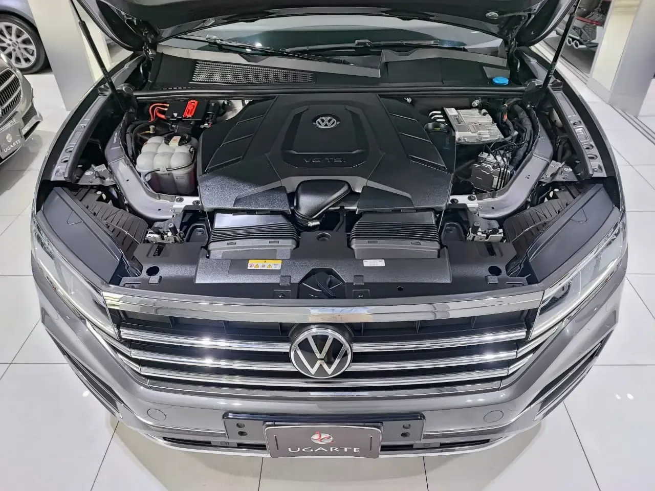 VOLKSWAGEN Touareg V6 TSI