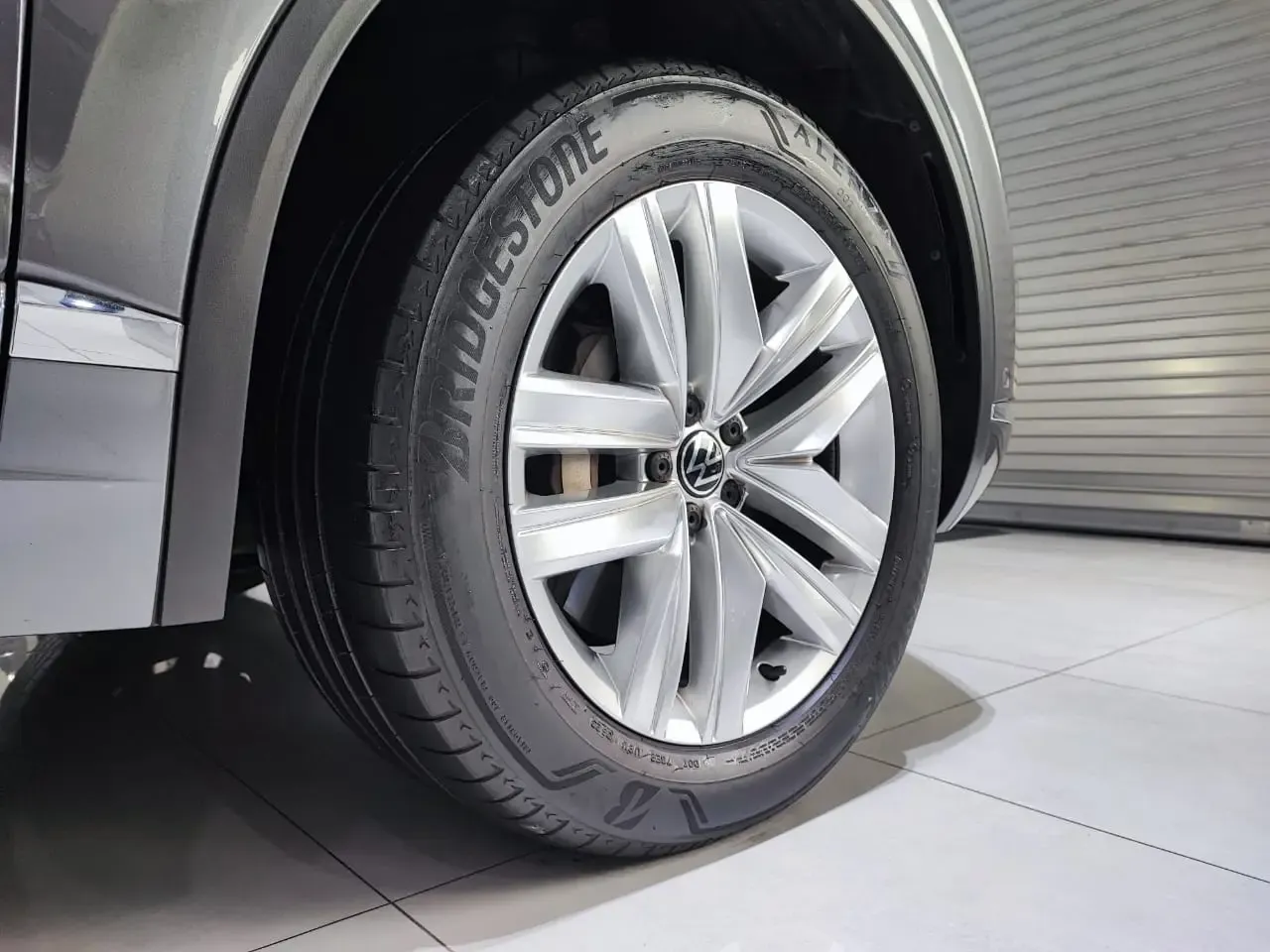 VOLKSWAGEN Touareg V6 TSI