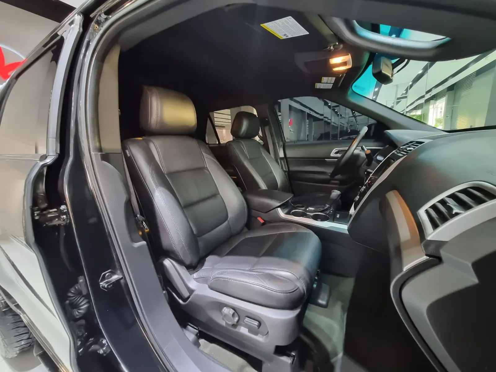 FORD Explorer XLT 3.5 4X4
