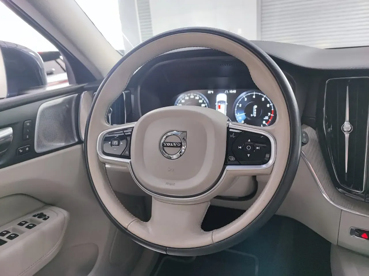 VOLVO XC60 T6 Inscription