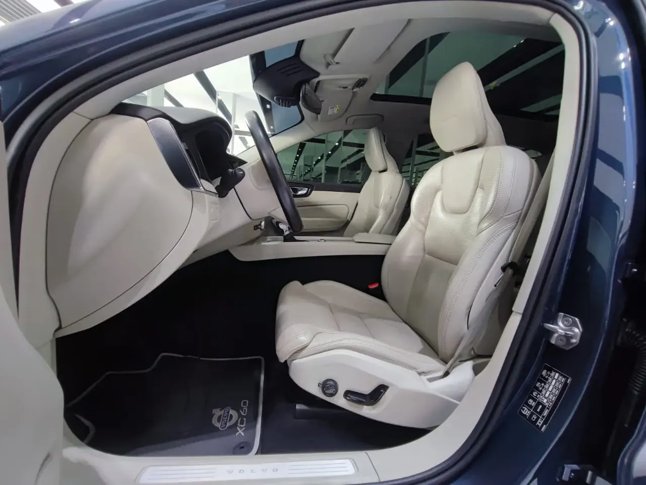 VOLVO XC60 T6 Inscription