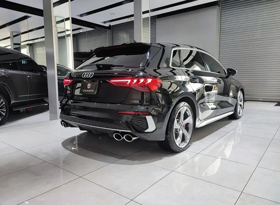 AUDI S3 Hatchback