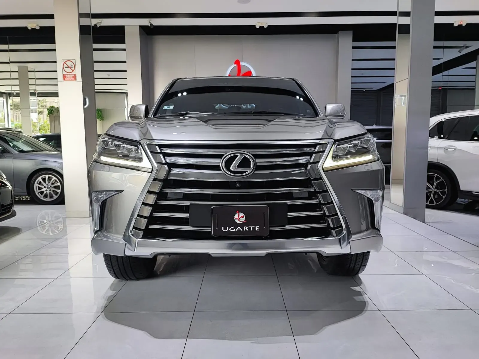 LEXUS LX 570 PLUS