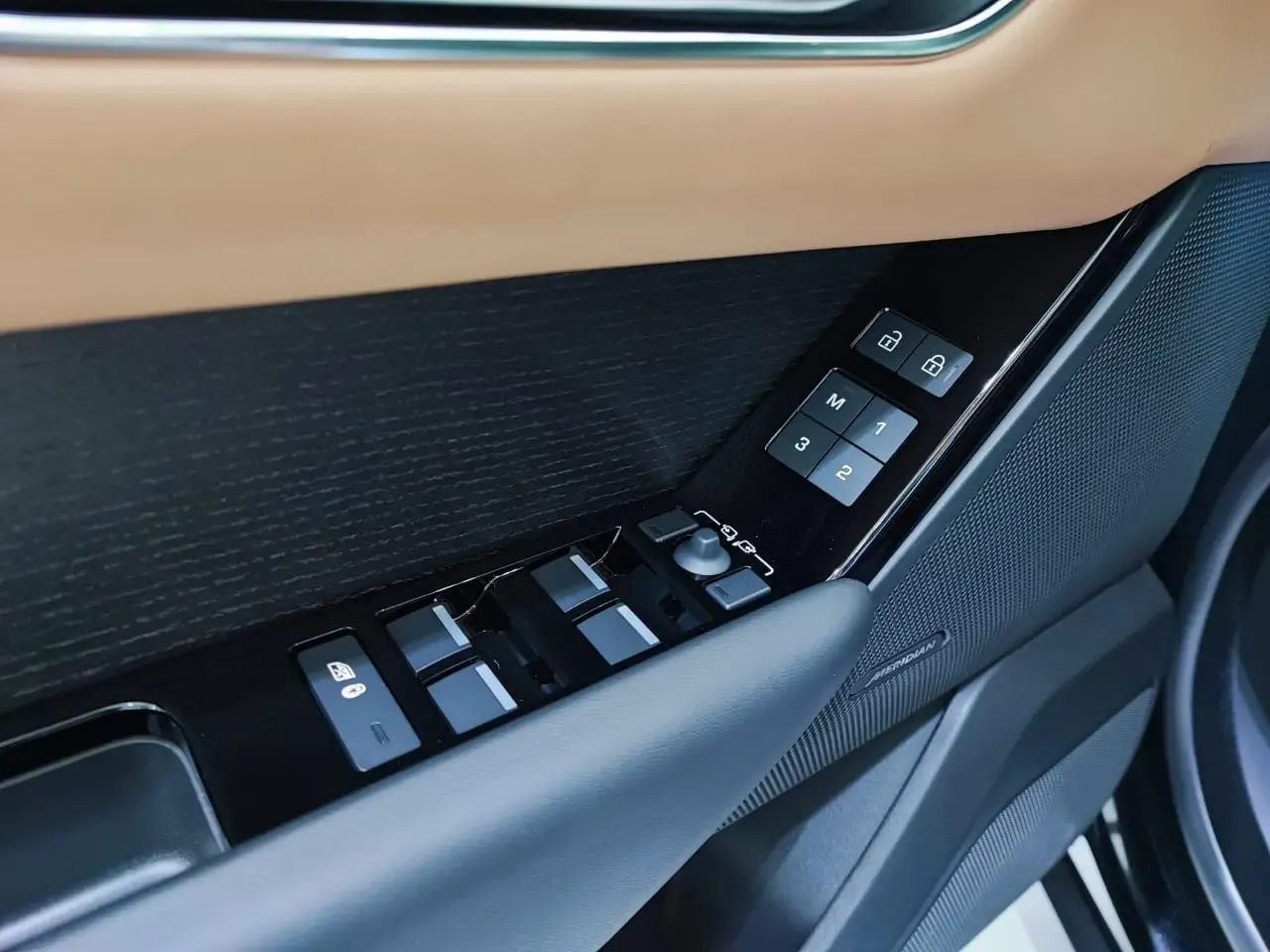 LAND ROVER Range Rover Velar P340 Dynamic HSE MY25