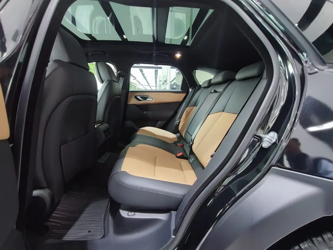 LAND ROVER Range Rover Velar P340 Dynamic HSE MY25