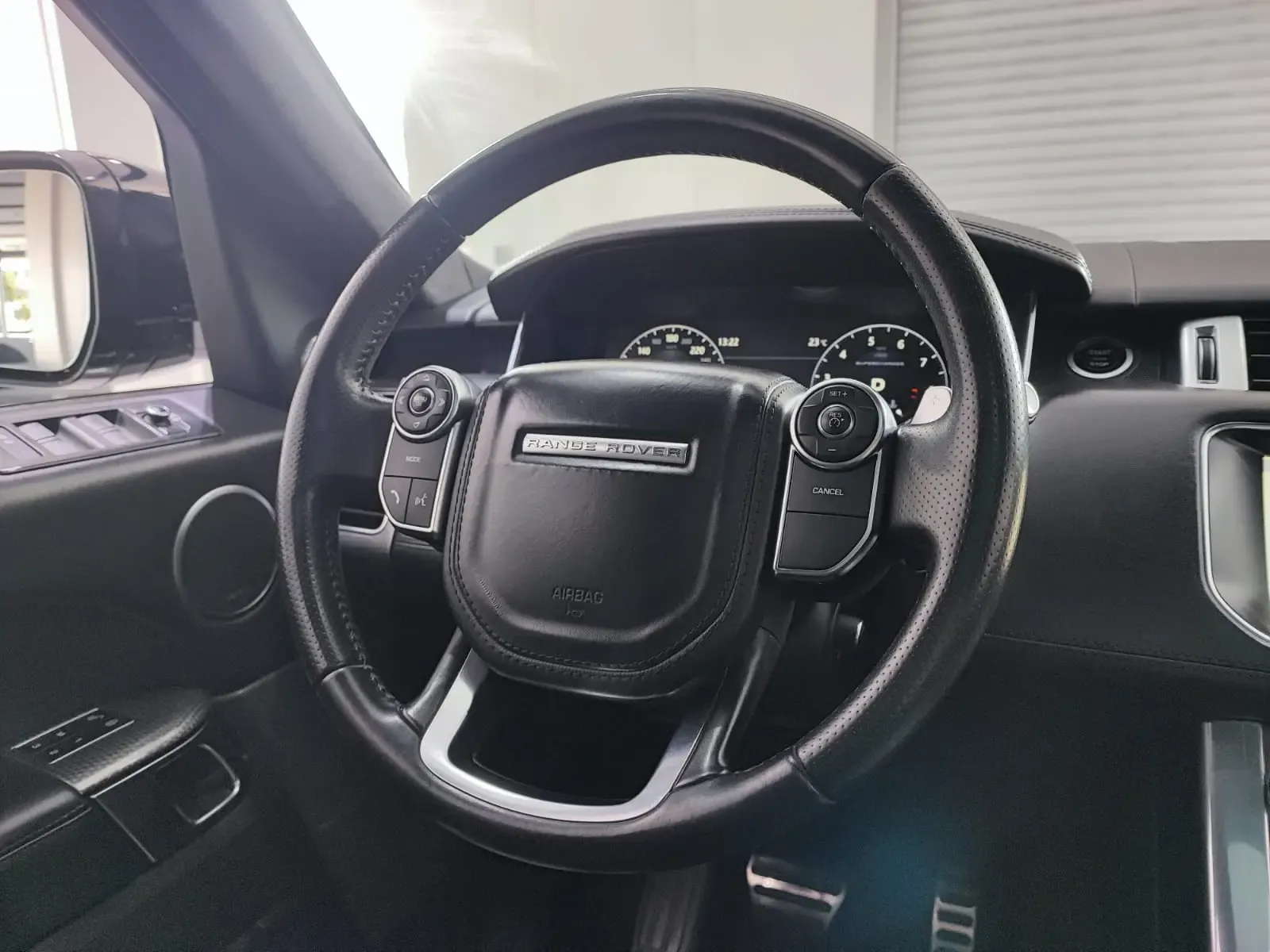 LAND ROVER Range Rover Sport Autobiography