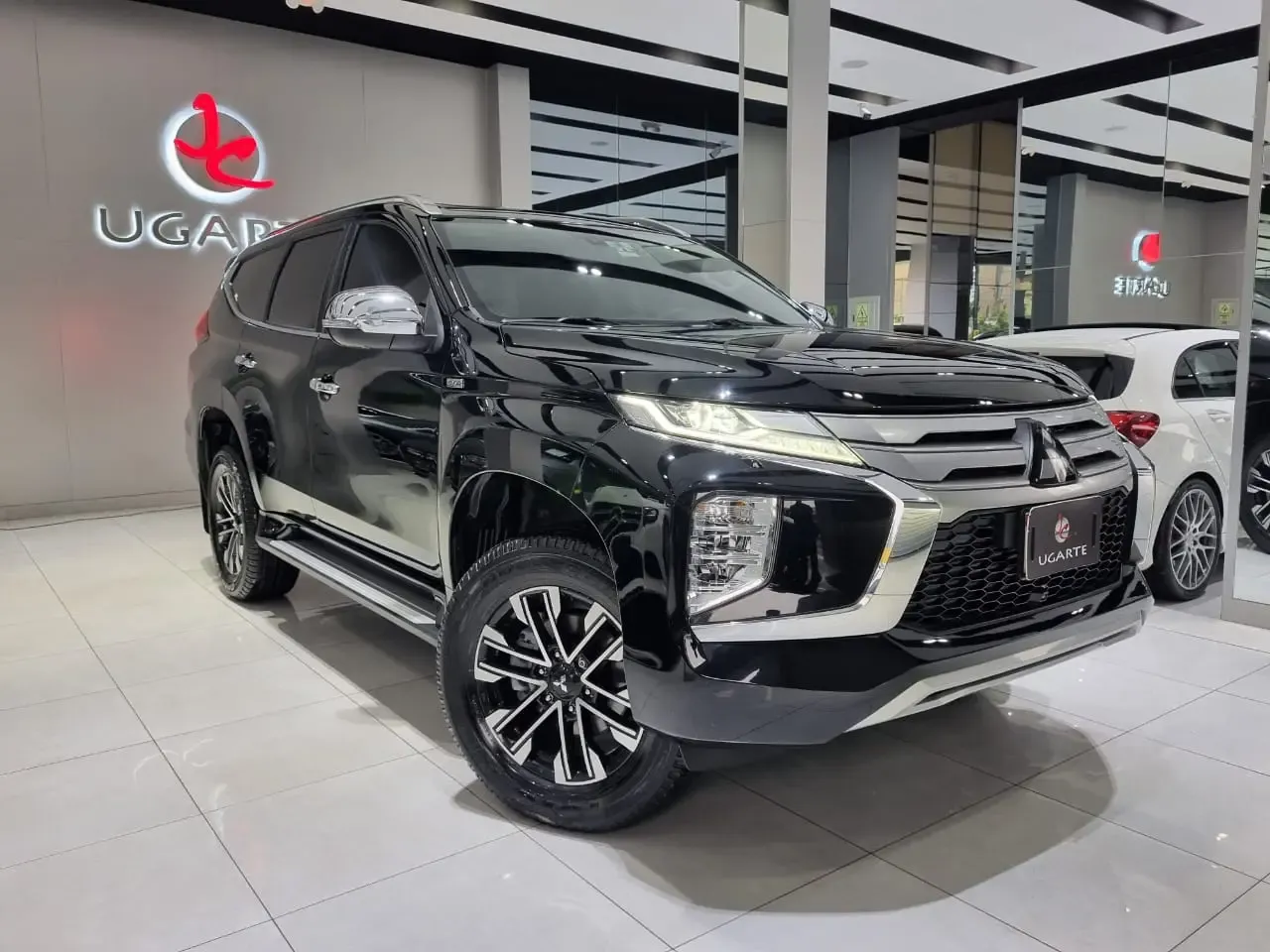 MITSUBISHI Montero Sport 2.4 HP TDI GLS MT 4X4