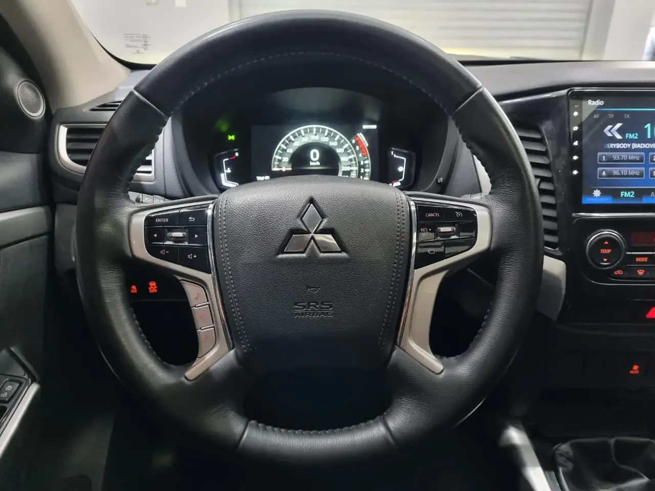 MITSUBISHI Montero Sport 2.4 HP TDI GLS MT 4X4